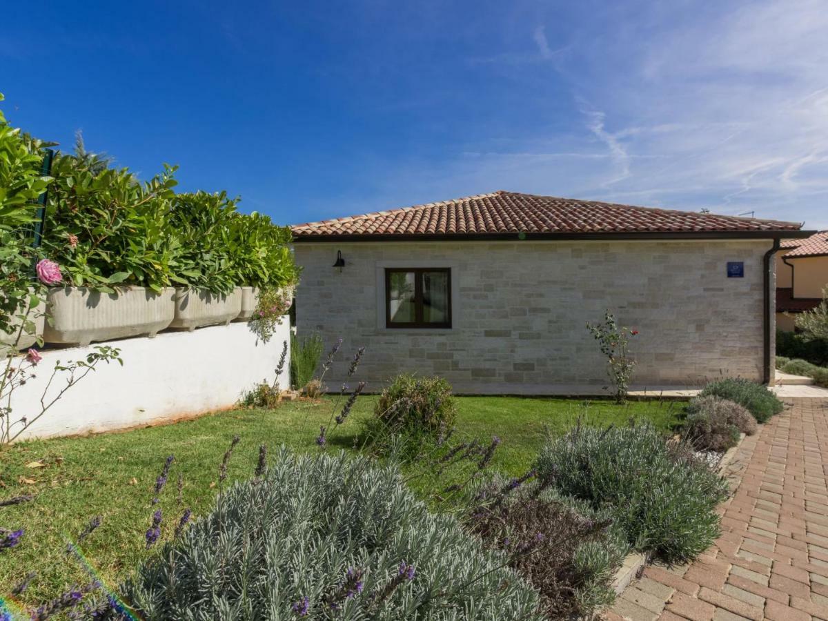 Holiday Home Villa Joy Novigrad Istria Exterior foto