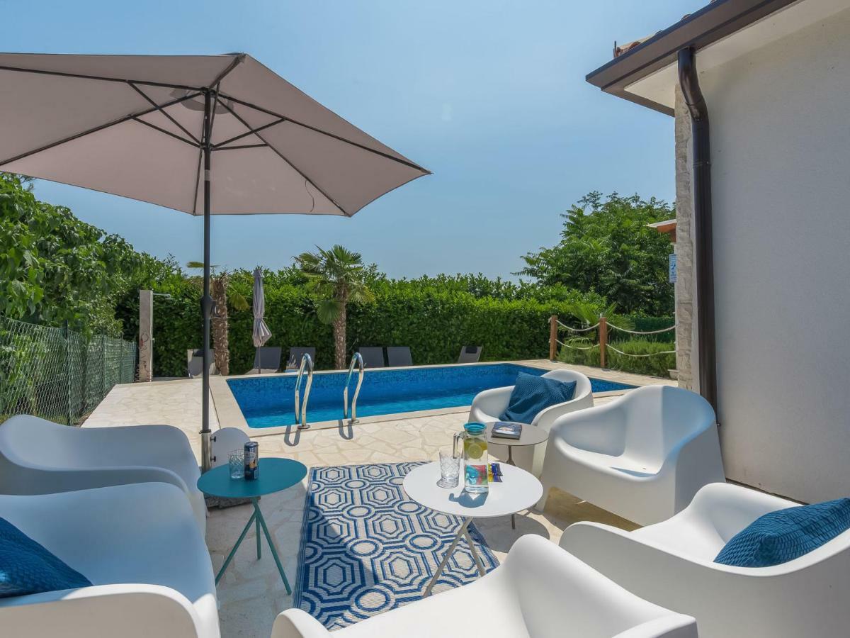 Holiday Home Villa Joy Novigrad Istria Exterior foto